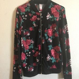 Juniors Soft Floral Zip-Up Jacket